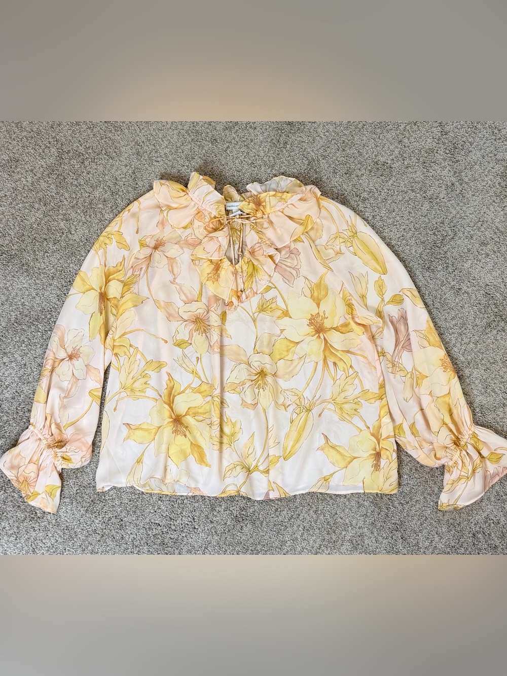 Cupcakes and Cashmere Floral Ruffle Neck Blouse | Large | Romantic Cottagecore - Picture 3 of 8